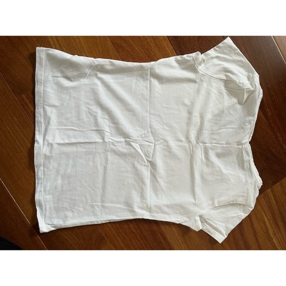 H&M size M white basic tee - Picture 2 of 2